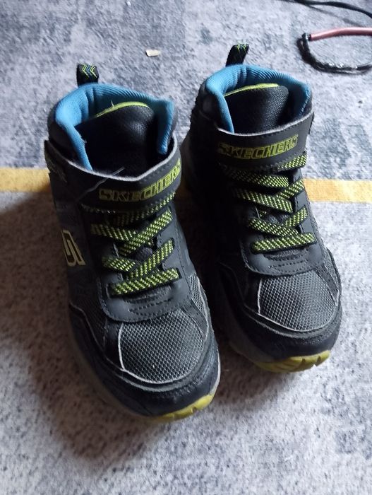 Обувь для мальчика 33р