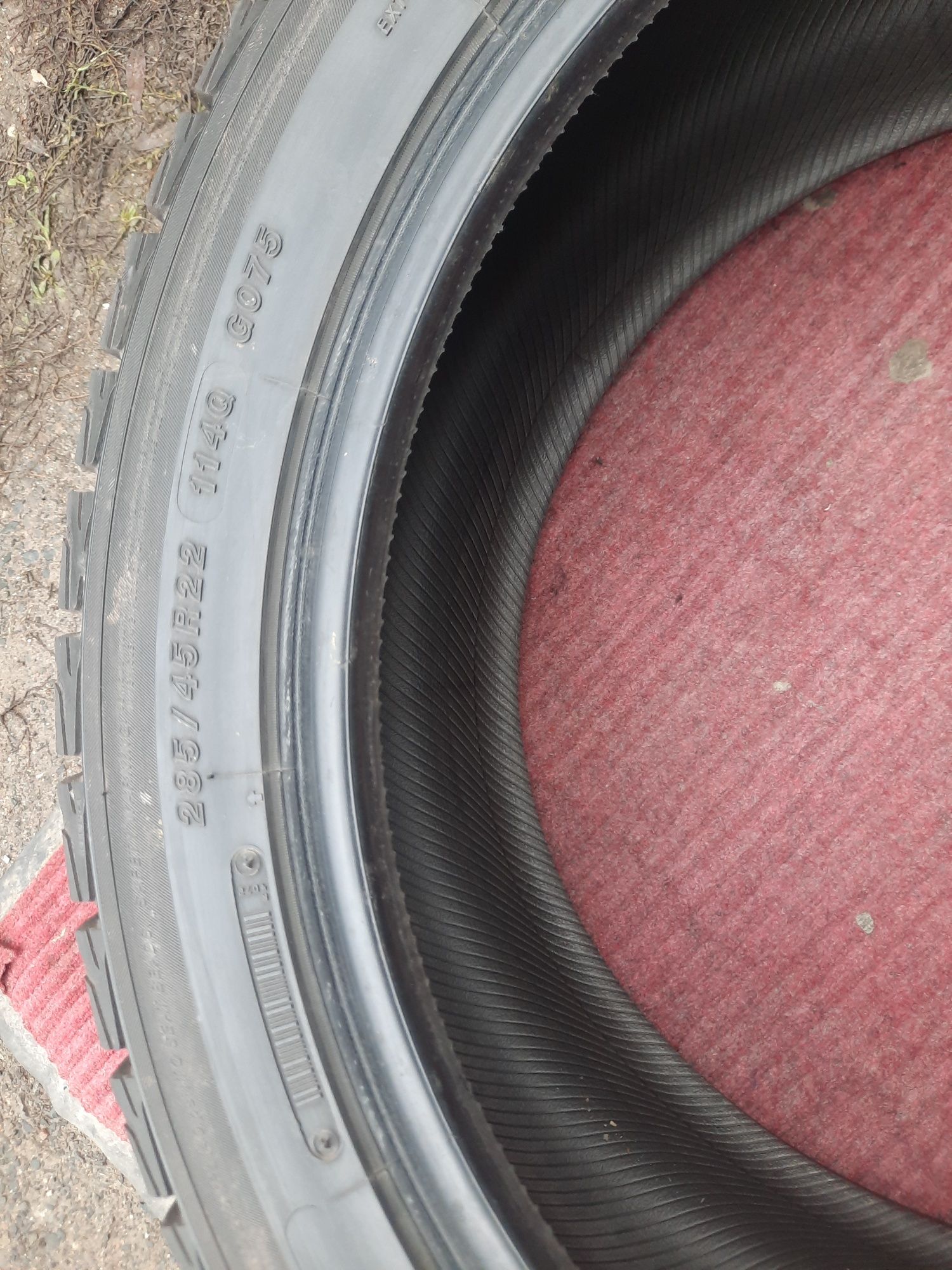 Yokohama 285/45/R22