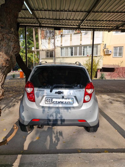 Продается автомобиль Spark 1.25 механика в отличном состоянии