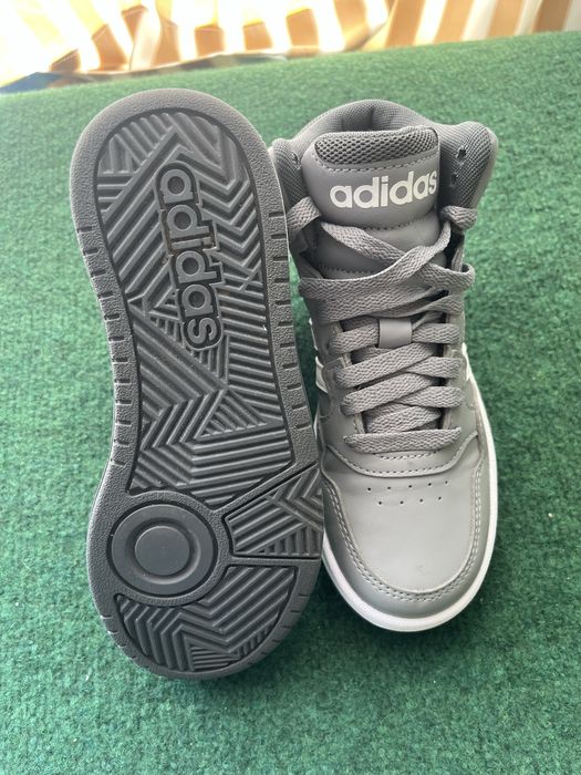 Adidas Pantofi Sport HOOPS nr 32