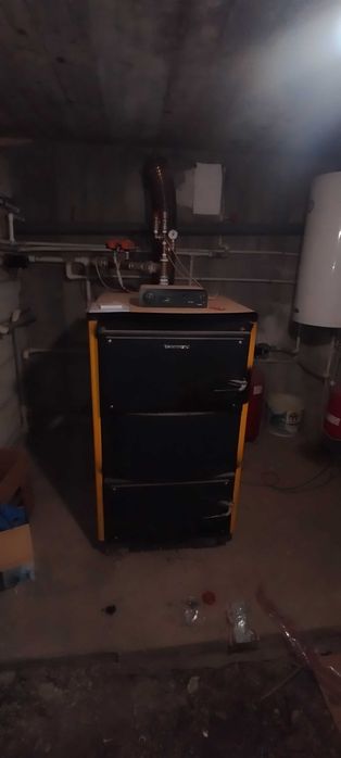 Centrala Junkers 36kw pe lemne
