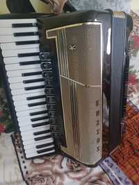 Acordeon profesional Hohner imperator cassoto 2+2