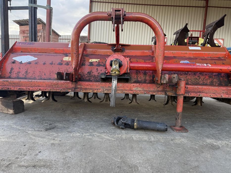 Tocătoare resturi vegetale