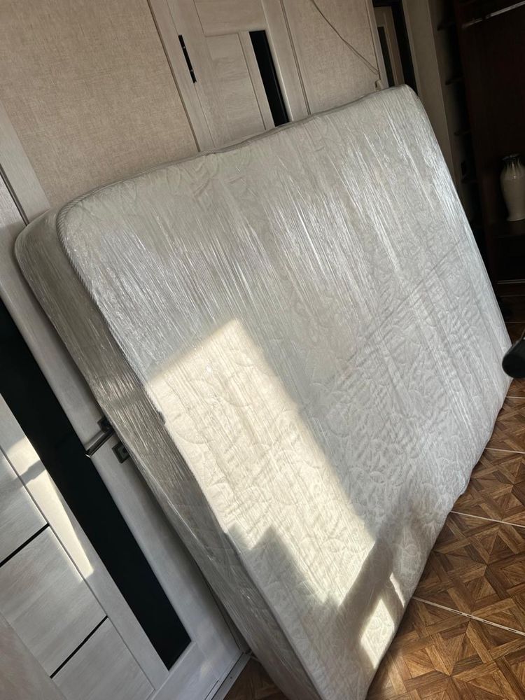 Продам кровать