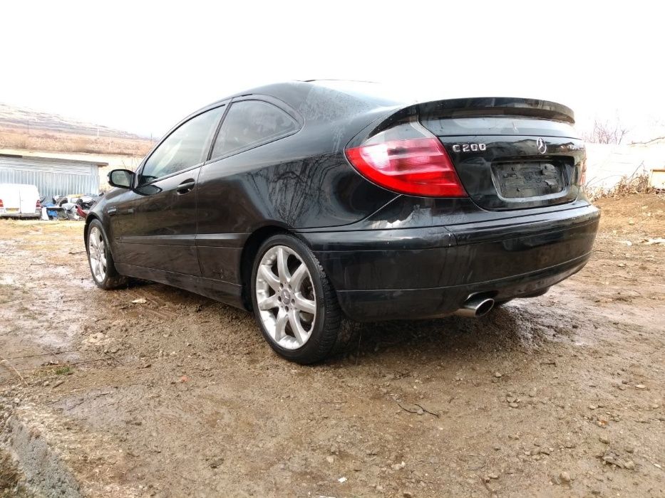 На части Mercedes C 200 sport cupe