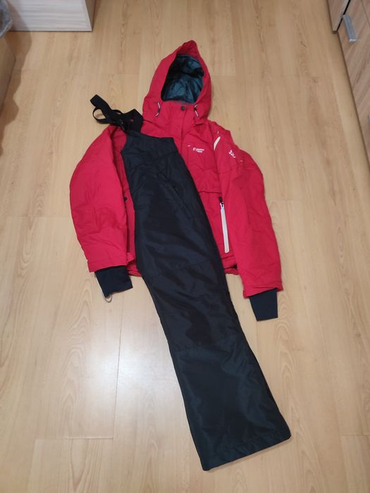 Дамска ски екипировка ХС /С размер