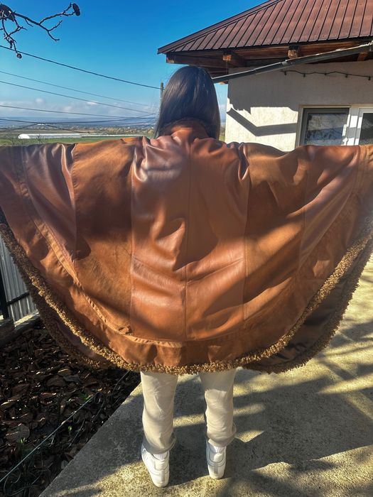 Pelerină piele întoarsă și netedă mărimea Xl
