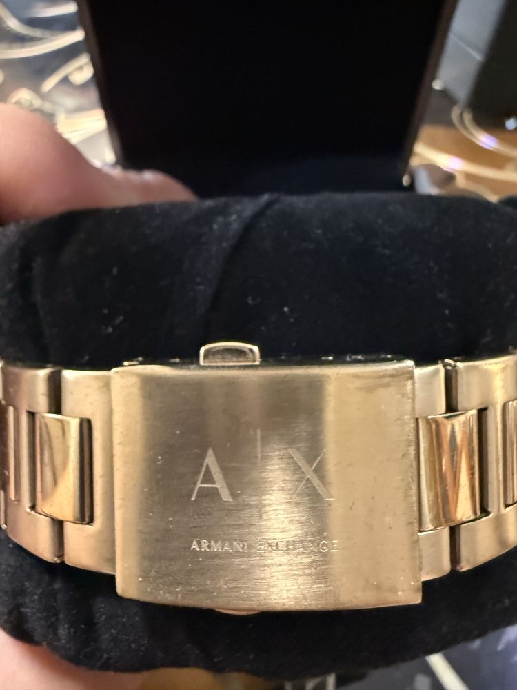 Часовник Armani Exchange