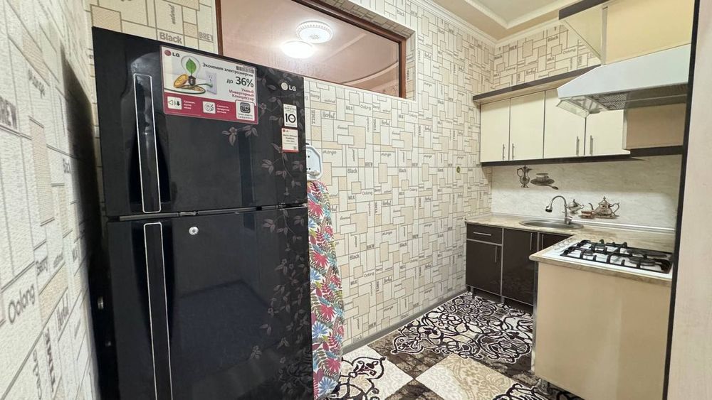 новастройка 2 хона 3 этаж Вокзалда жойлашган, Агентство