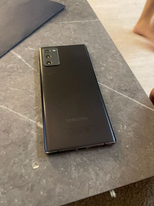 Samsung NOTE 20.
