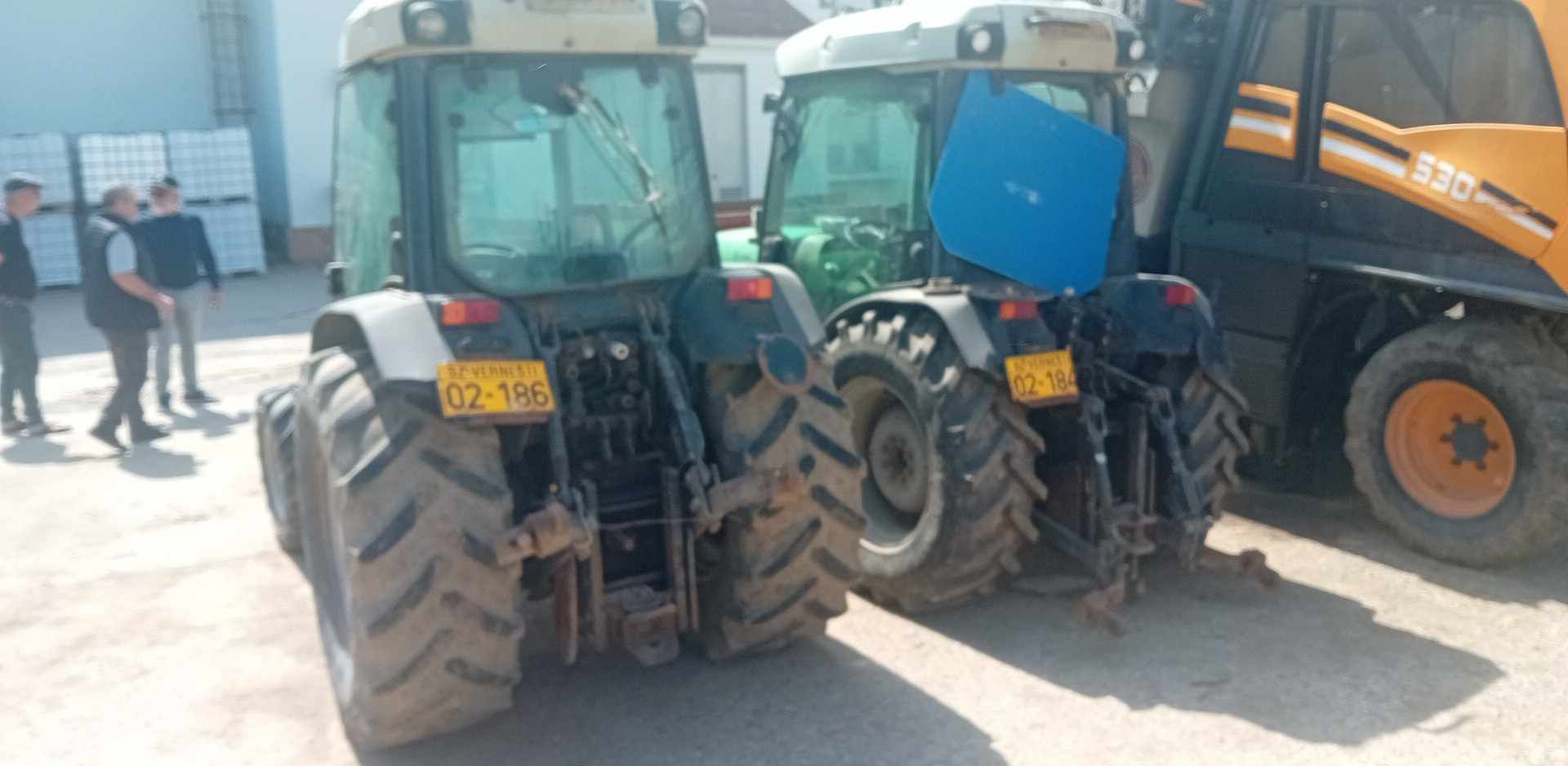 Se vinde tractor deut agroplus420tb