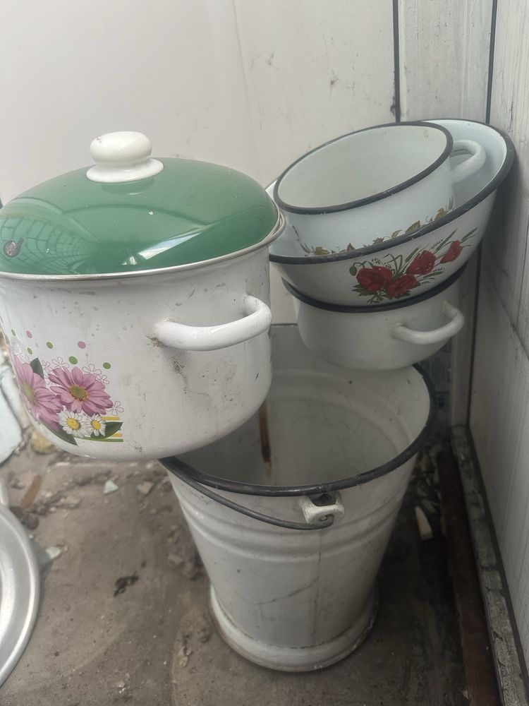 Эмалированное ведро