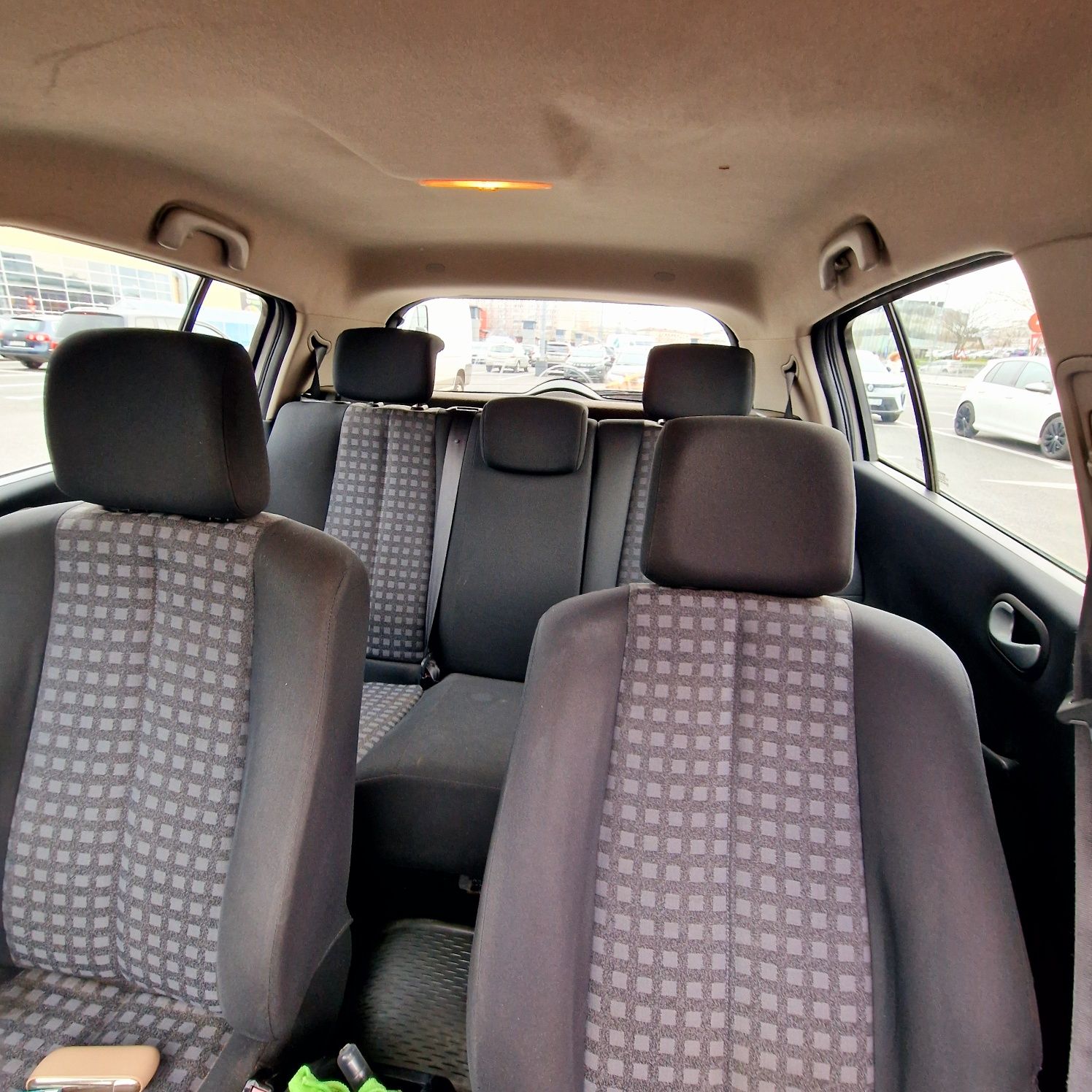 Renault Megan 2 hatchback