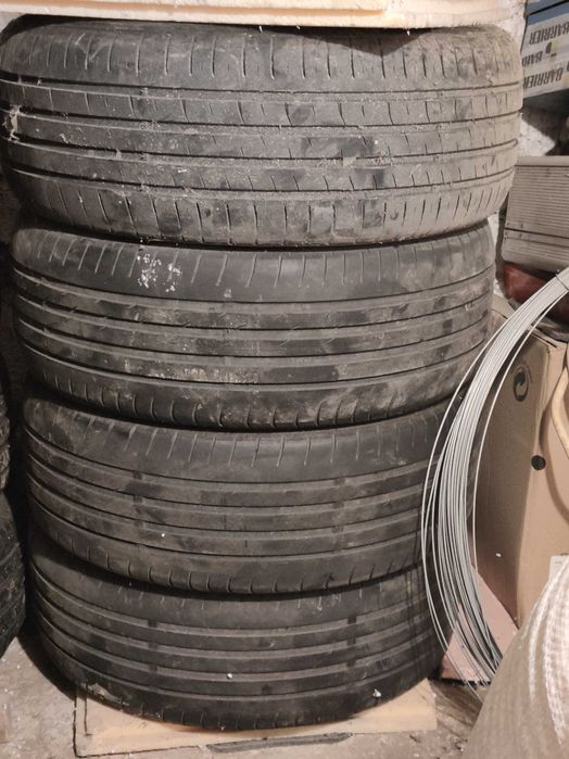 Vand set de 4 anvelope iarna R17 205/50