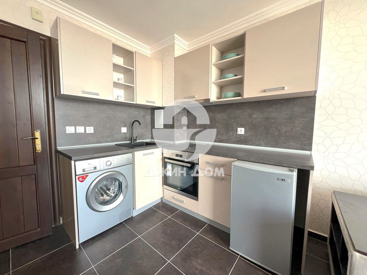 Продава се Двустаен апартамент в Свети Влас - 57 кв.м за 2106 €/кв.м - Снимка #4