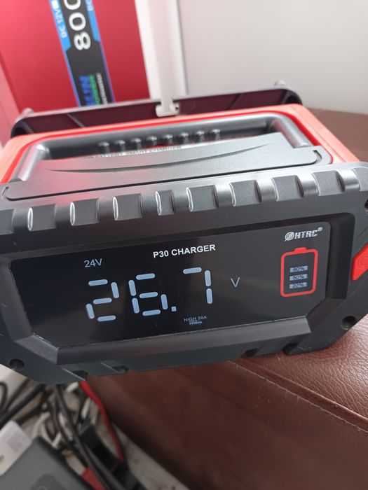 Redresor inteligent pentru baterii 6v,12v,24 v