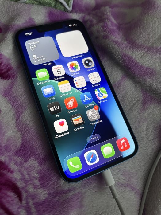 Продам iphone 13