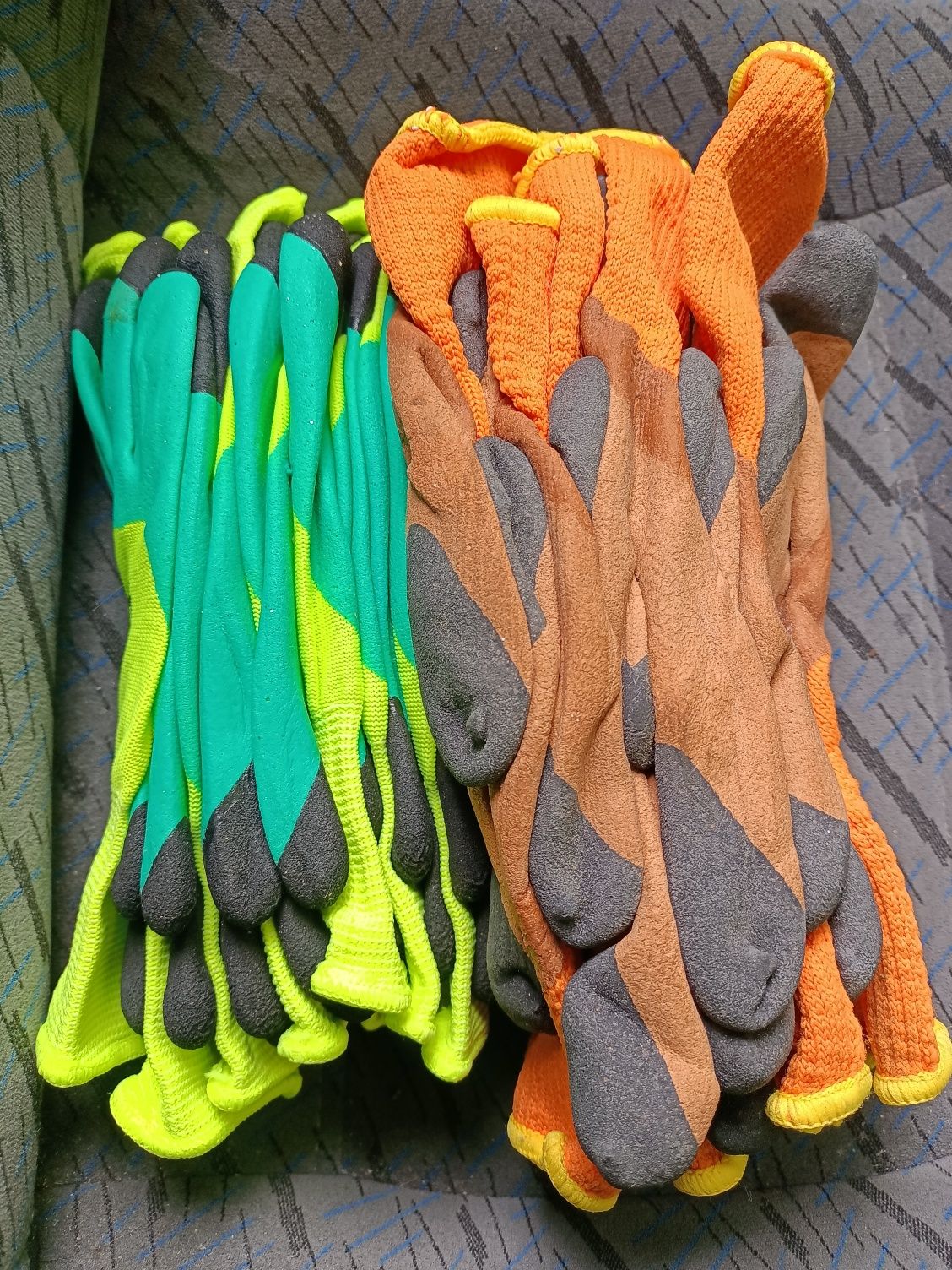 Продам перчатки рабочие