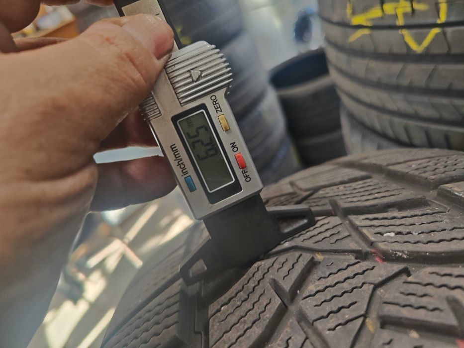 4бр.зимни гуми 235/55/19 Dunlop