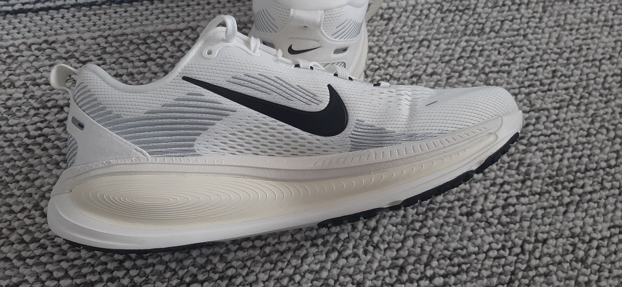 NIKE  оргинални маратонки