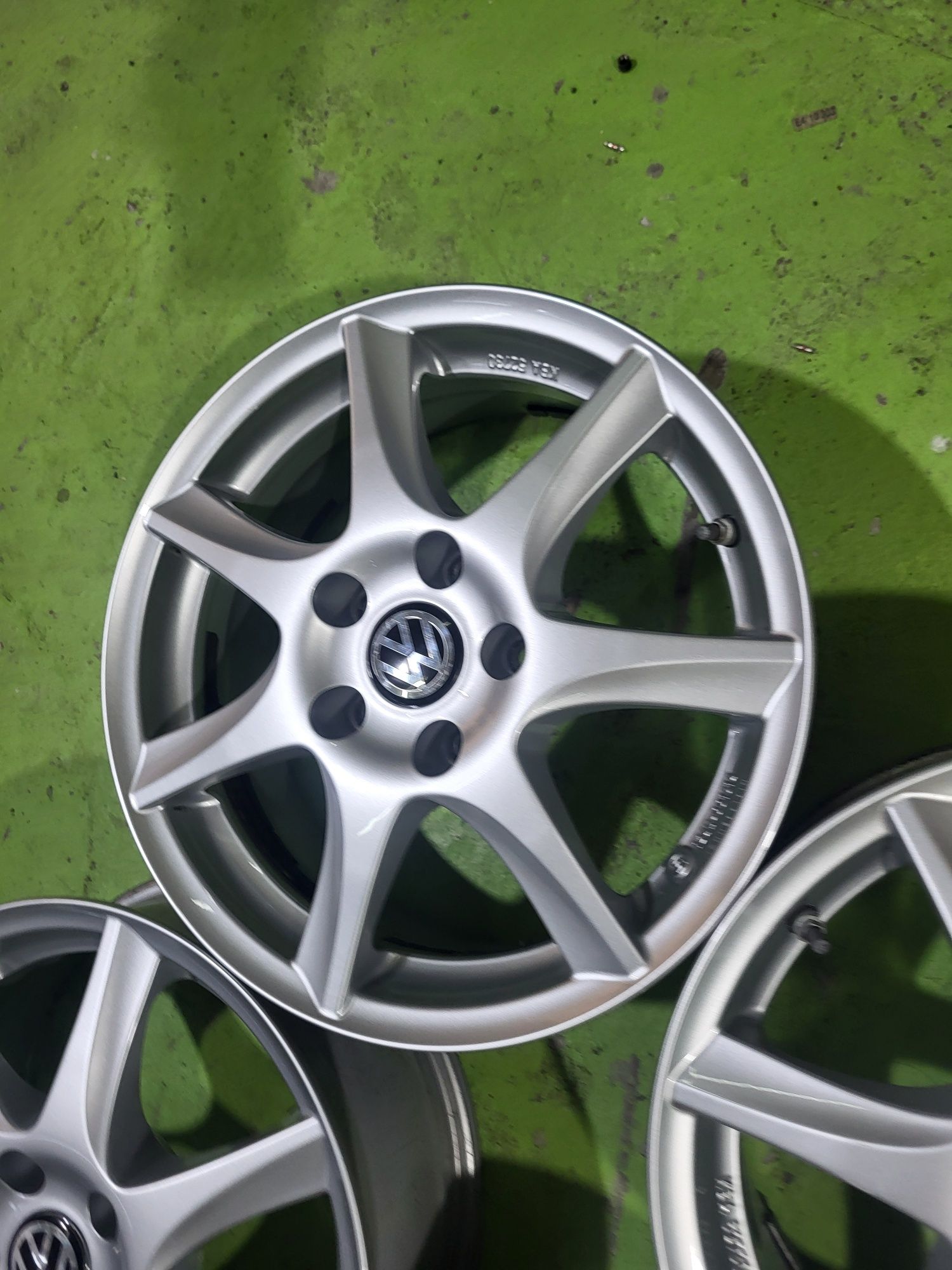 16 5x112 Vw Passat Touran Caddy Golf 5х112