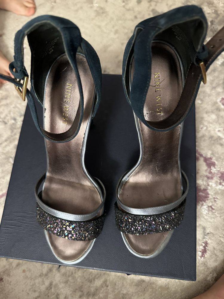 Sandale bleumarin piele intoarsa 40 Nine West
