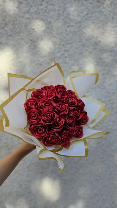 Buchet trandafiri din satin