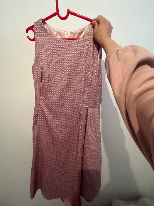 Официална дамска рокля