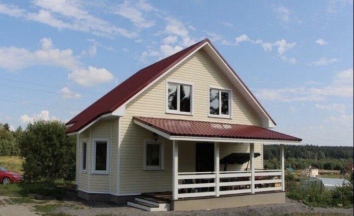 Case pe structura metalica