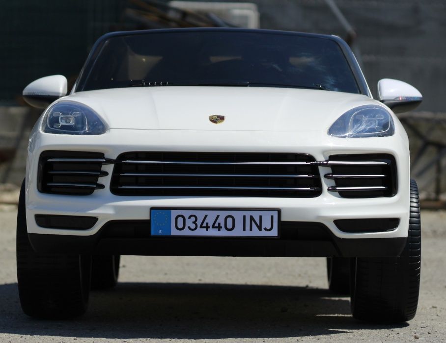 Masinuta electrica pentru 2 copii Porsche Cayenne XXL #White