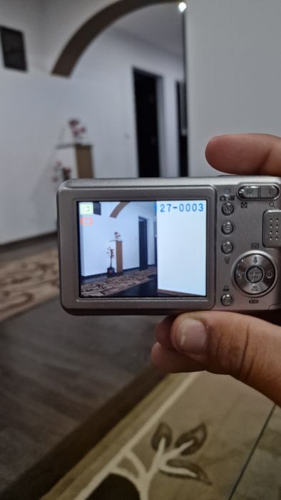 Camera foto digitală Samsung 700