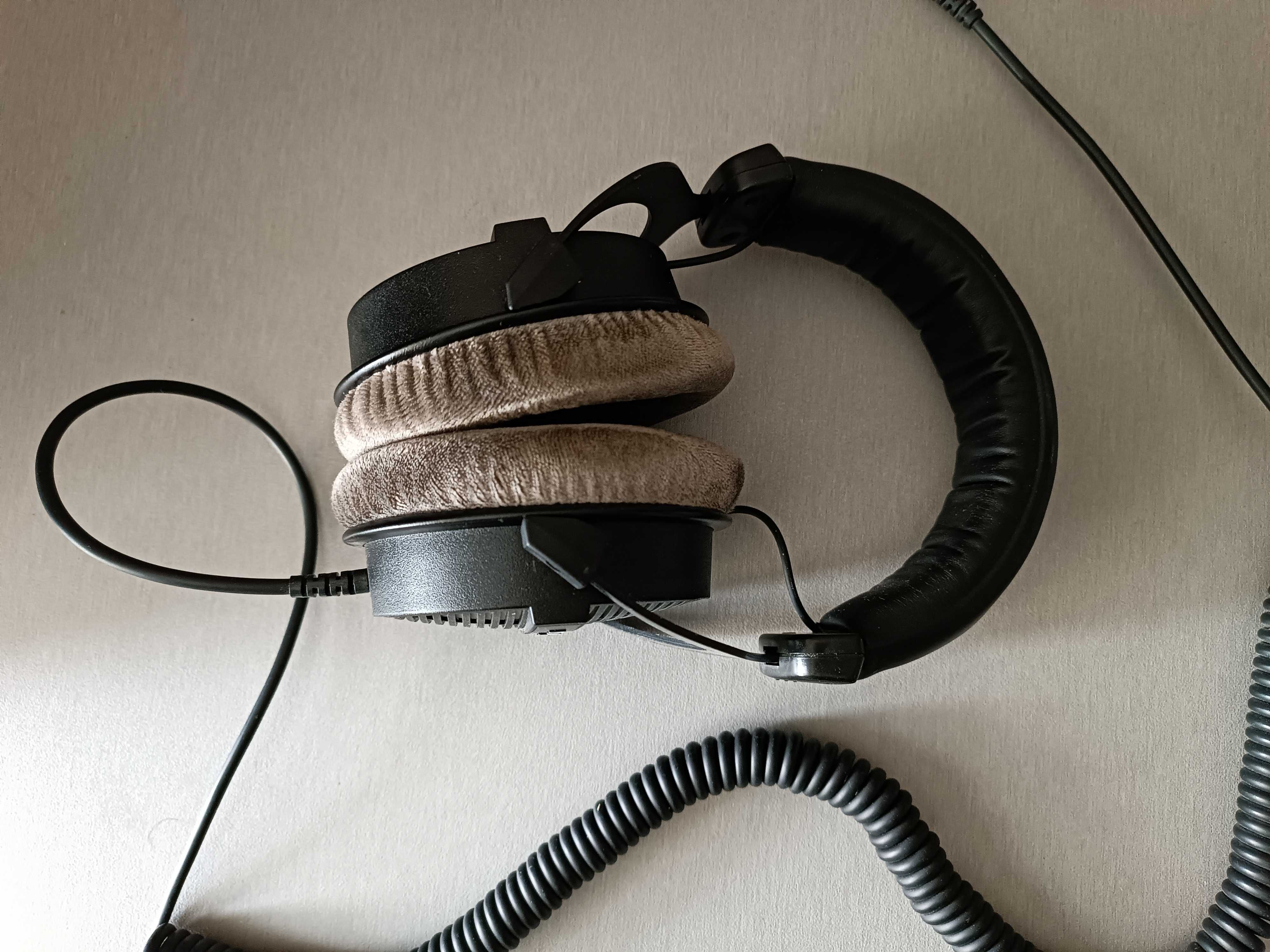 Наушники Beyerdynamic dt-990 pro, 250