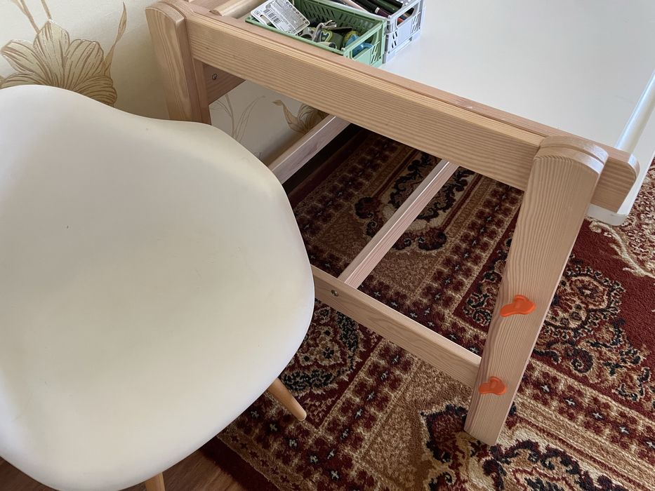Стол Ikea модель флисат
