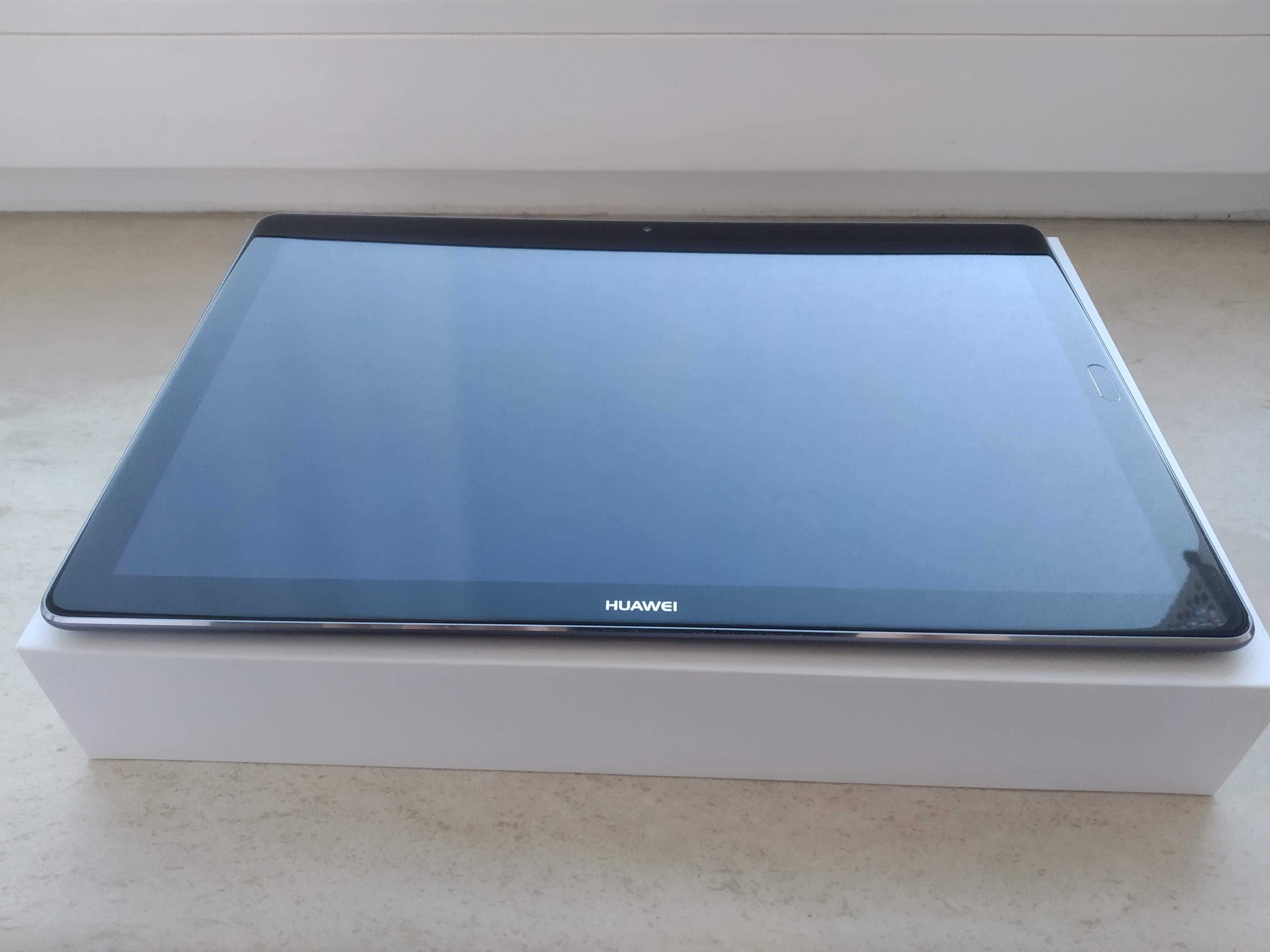 Таблет HUAWEI MediaPad M5 10.8", сив, 32 GB