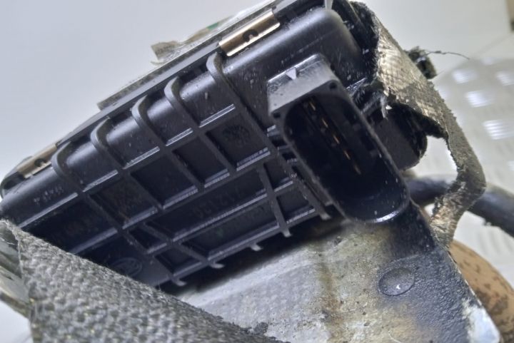 Turbina Turbo Turbosuflanta 2.5 TDI 7791758 BMW Seria 7 E38 (facelift