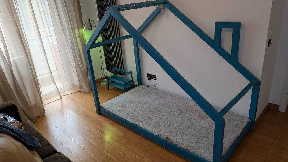 Pat casuta Montessori