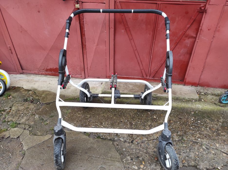 Cărucior gemeni  3 in 1