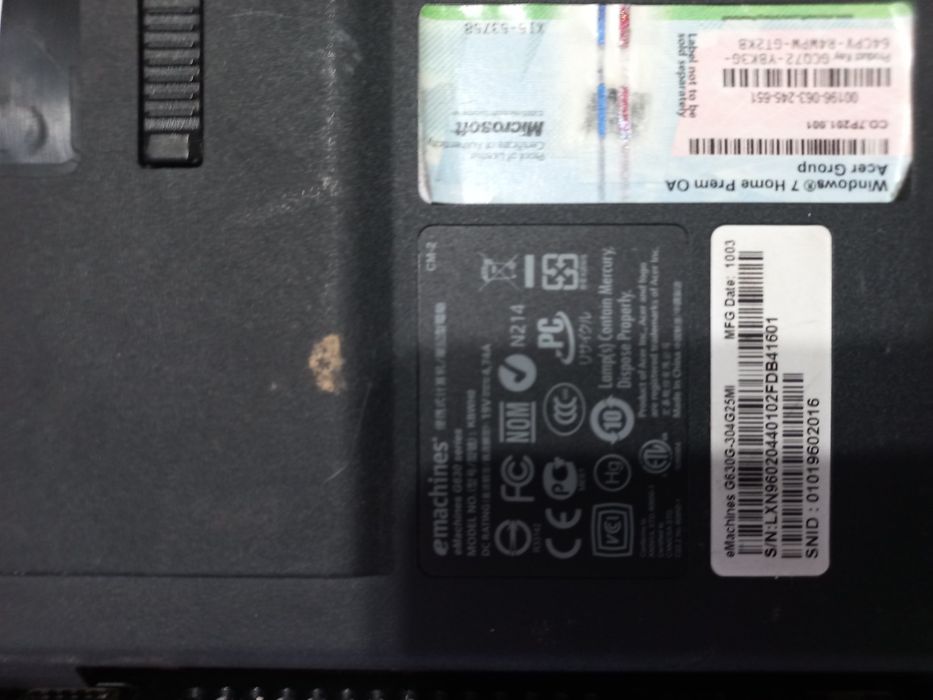 Lot 3 laptopuri display sparte dell emachines  lenovo