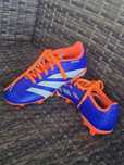Vând ghete fotbal copii cu crampoane adidas predator, nr.33.5