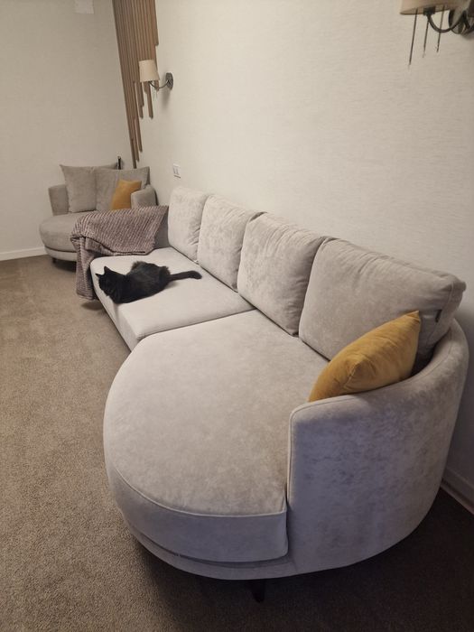 Диван от Кudiyarov Factory