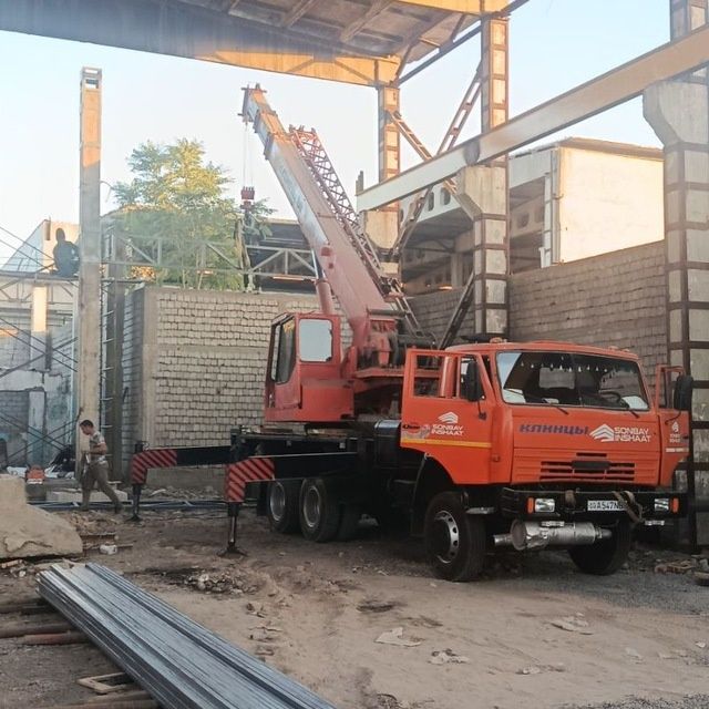 Автокран сотилади