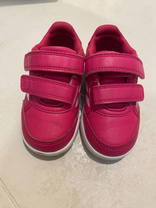 Adidas детски маратонки + подарък