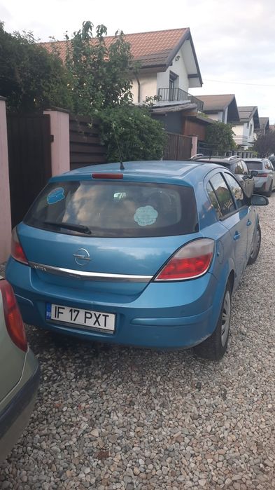 Opel Astra H vând