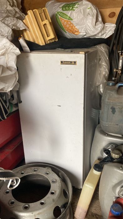 Холодильник рабочий