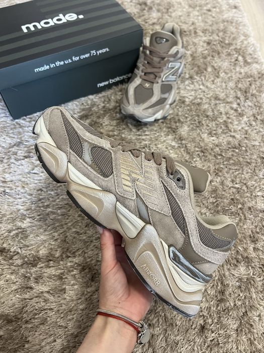 New Balance 9060 - Mushroom