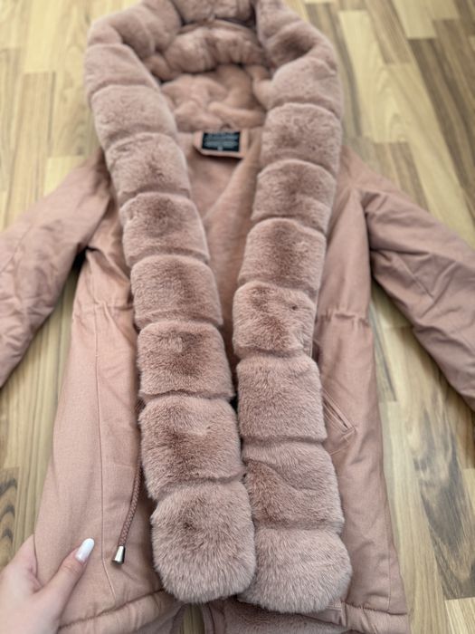 Geaca cu blana detasabila