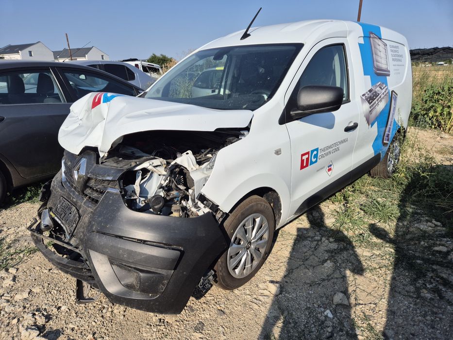Dacia express avariat lovit