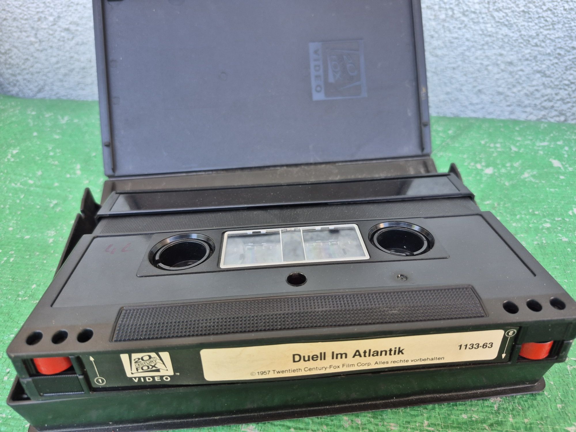 Vând 30 casete video 2000 VCC Grundig,Simens,Sony,Agfa 120,240,360,480