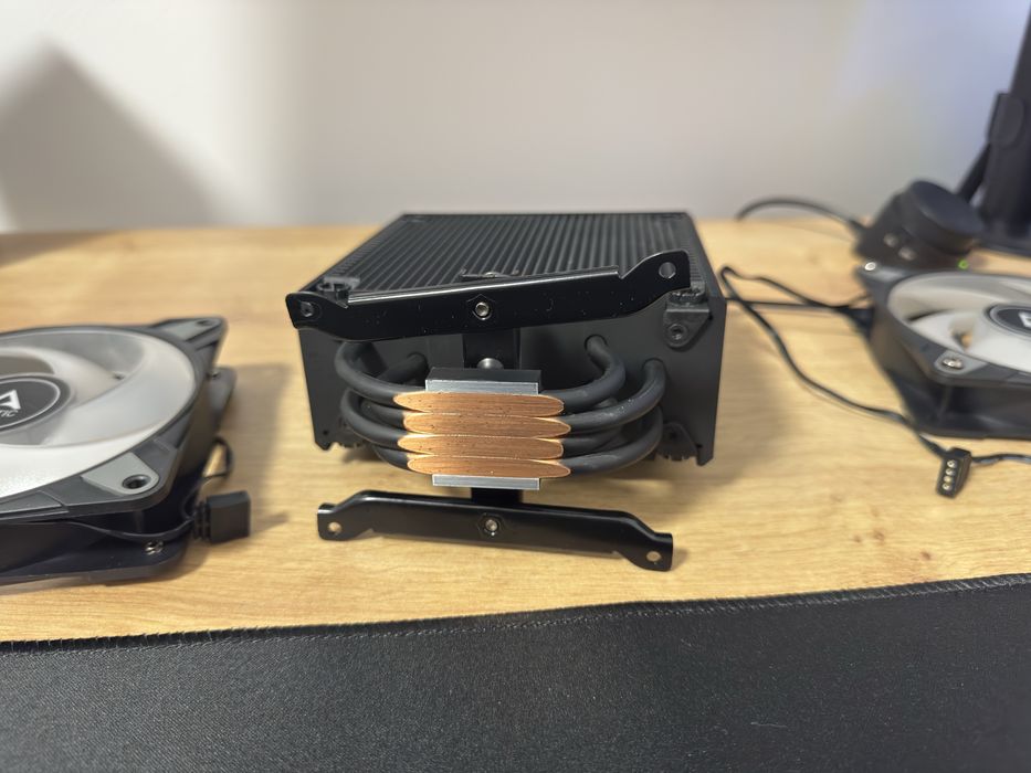 Cooler ARCTIC Freezer 36 A-RGB Black