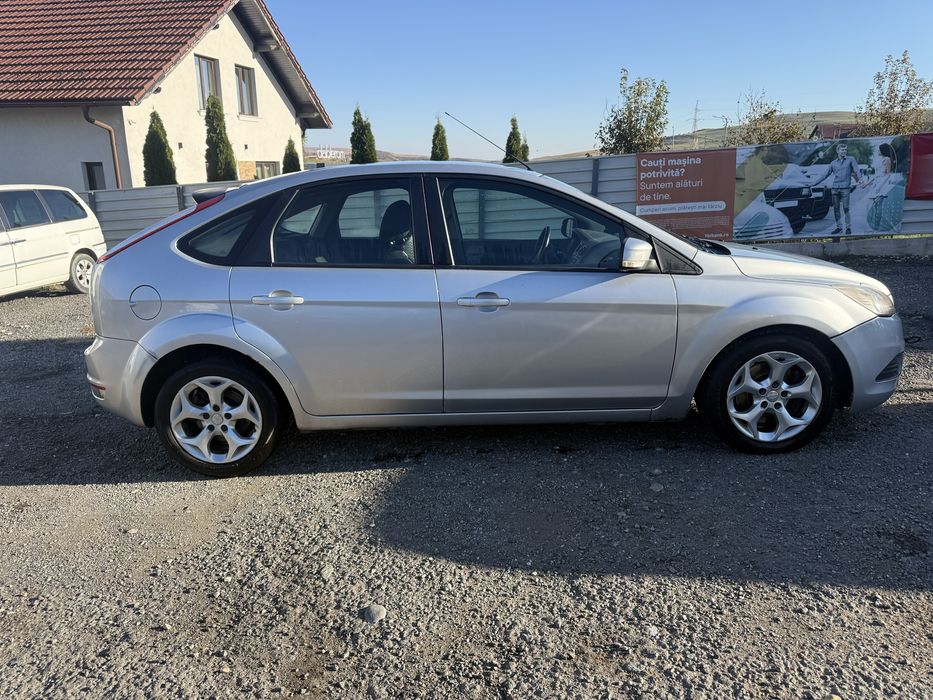 bara spate ford focus 2 hatchback facelift dezmembrari ford